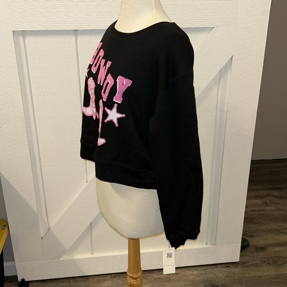 Howdy Sweatshirt - Picture 2 of 4